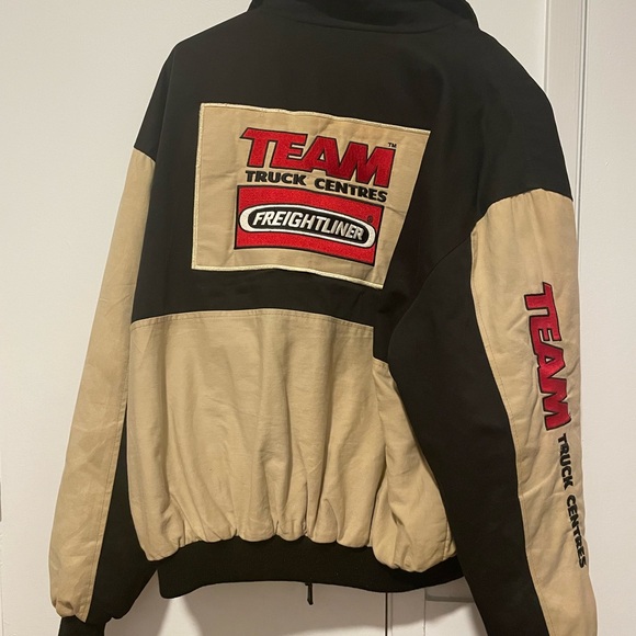 Freightliner: Work Jacket - Picture 2 of 2